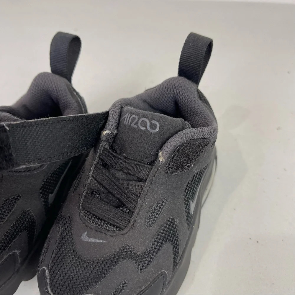 Nike AirMax 200 Black Sneakers Low Top Toddler Size 4C Unisex Baby AT5629-001 - Picture 6 of 8